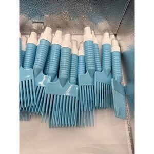 Vintage Lot of 23 1980s Goody Hair Lift Pick Comb w/ Hairspray Handle  Old Store